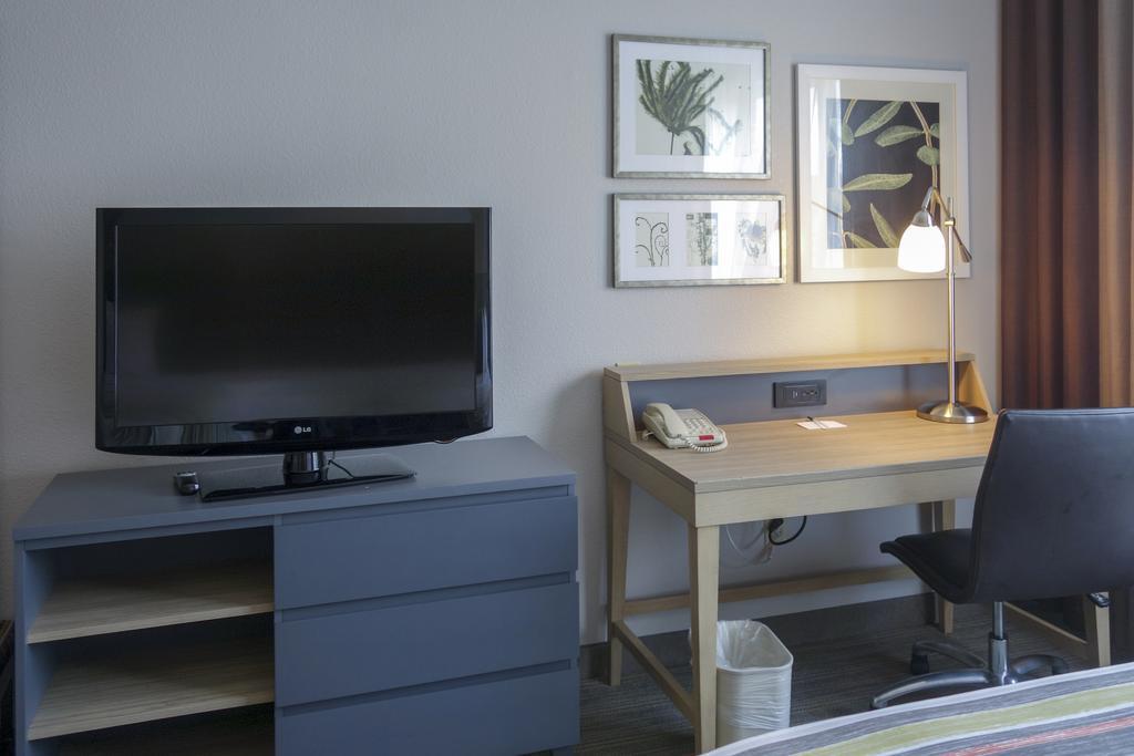 Country Inn & Suites By Radisson, Washington, Dc East - Capitol Heights, Md 외부 사진